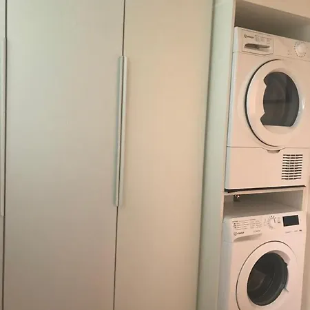 Town Location アパート エニスコーシー